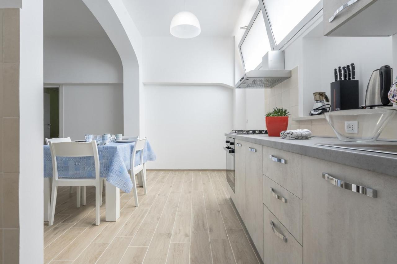 Casa Ecate Apartment Marina di Ragusa Bagian luar foto